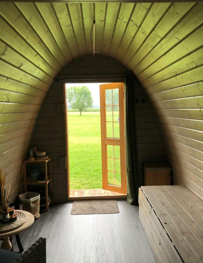 Trekkershut/Kampeerhut Hotel Hulst Bagian luar foto