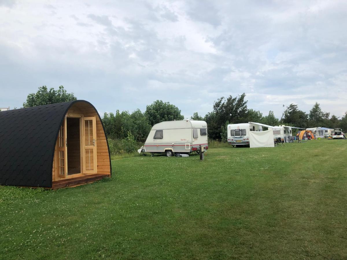 Trekkershut/Kampeerhut Hotel Hulst Bagian luar foto